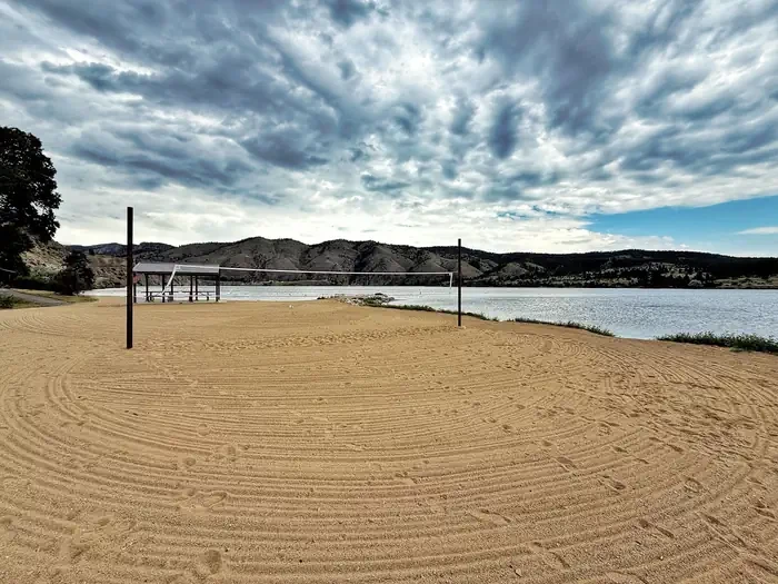 Clark's Bay Day Use Area Shelter (MT)