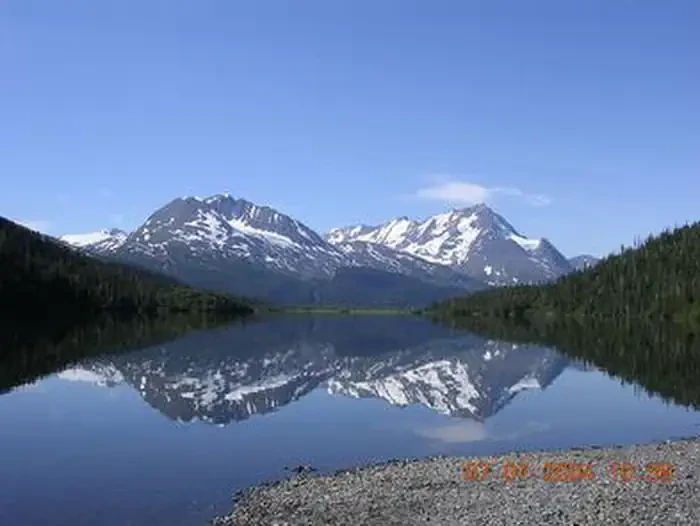 Lower Paradise Lake Cabin