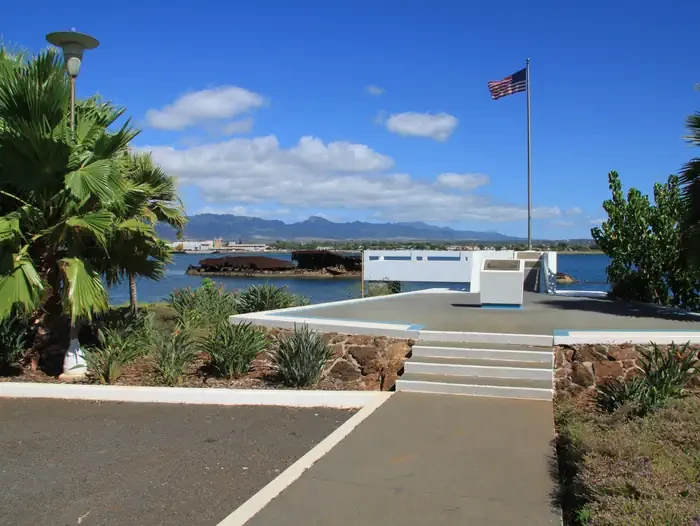 Pearl Harbor Bus Tours