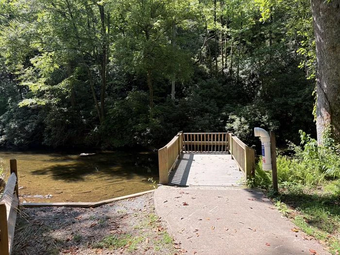 Sycamore Flats Picnic Shelter