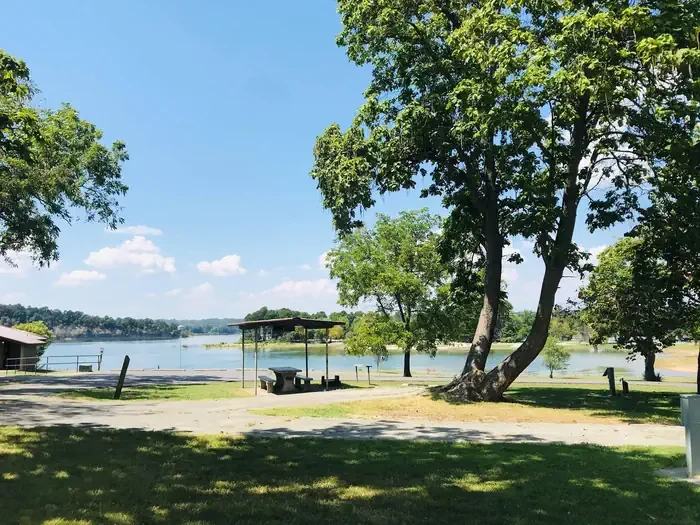 121