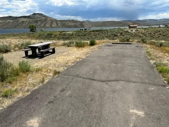 B27