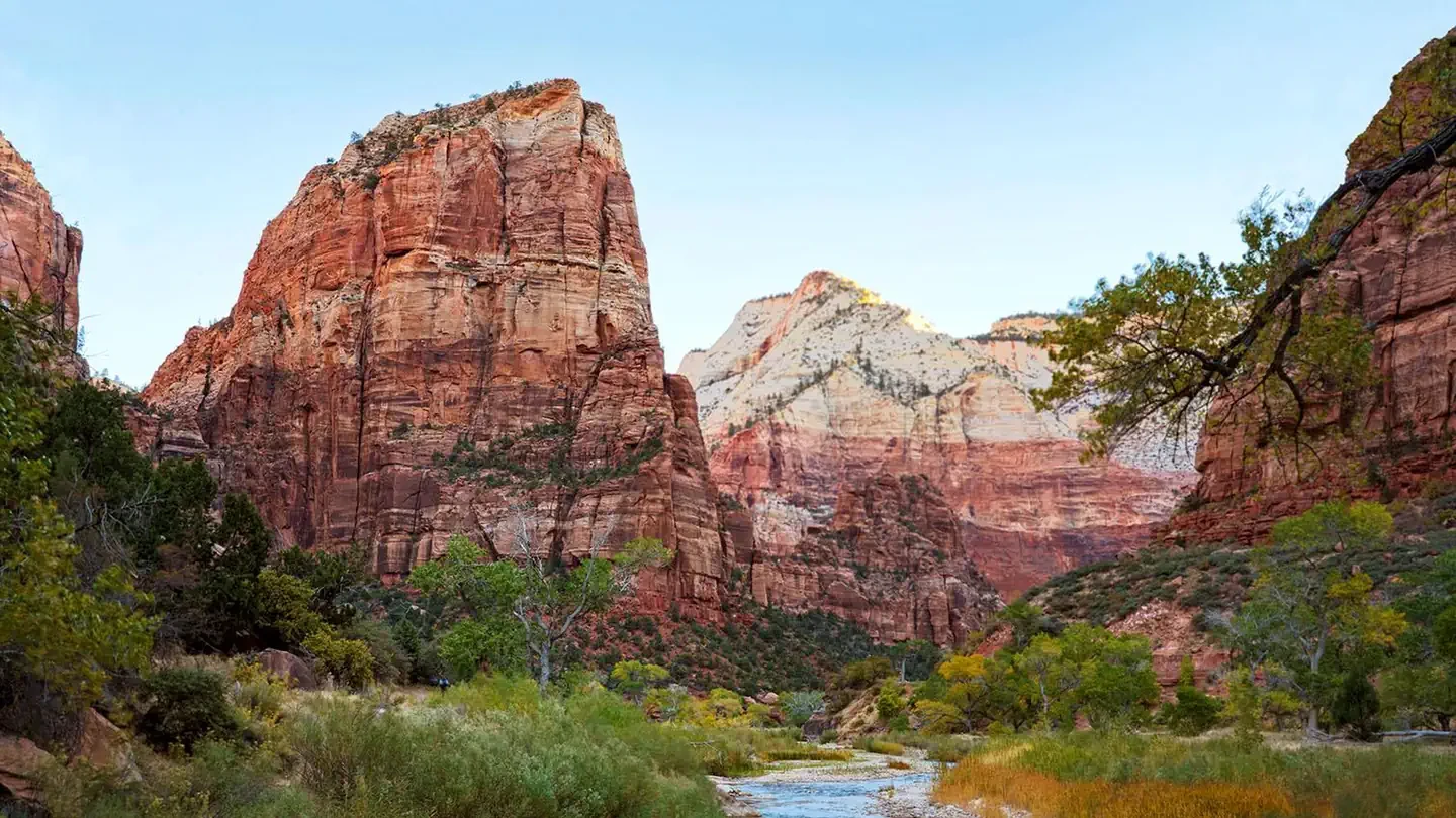 Angels Landing: Summer (Hikes on June 1 – August 31)