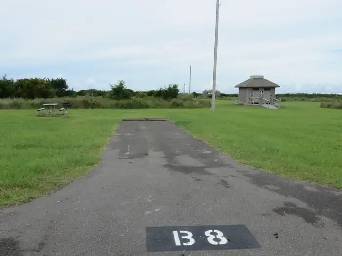B008