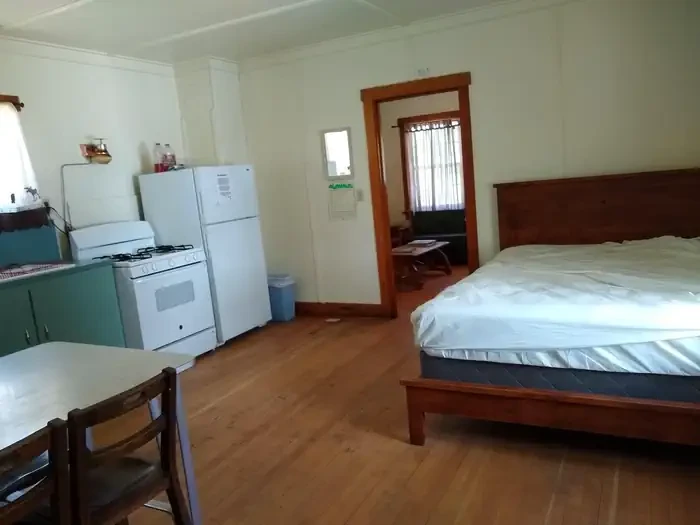 Atlanta Cabin