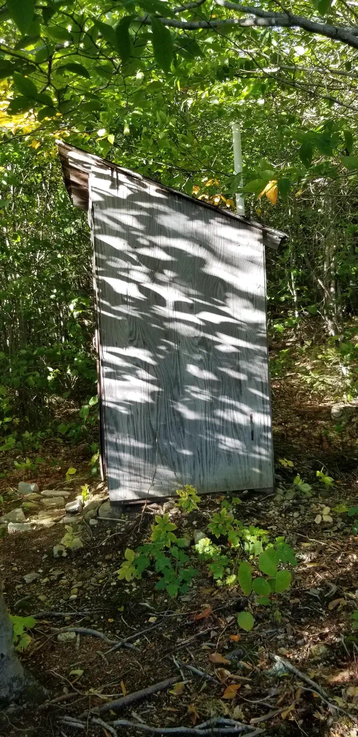 Lunksoos Lean-to