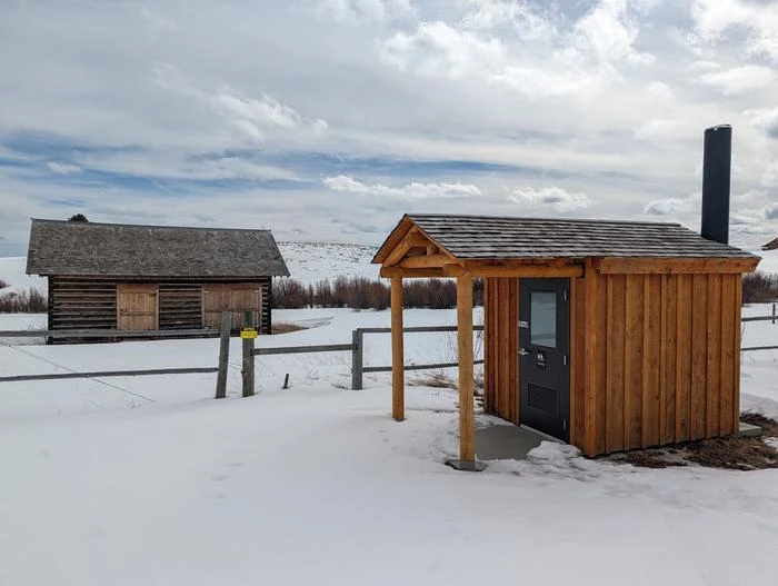 Basin Station Cabin