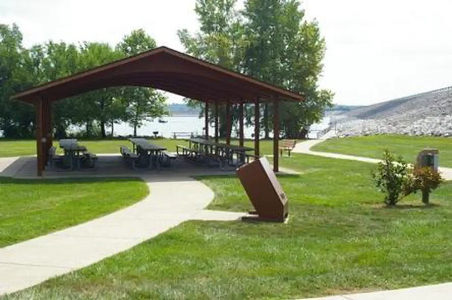 Cj Brown Dam and Reservoir - Dam Site (oh)