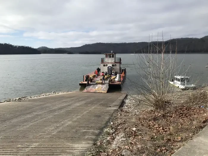 Dale Hollow Lake Eagle Watch