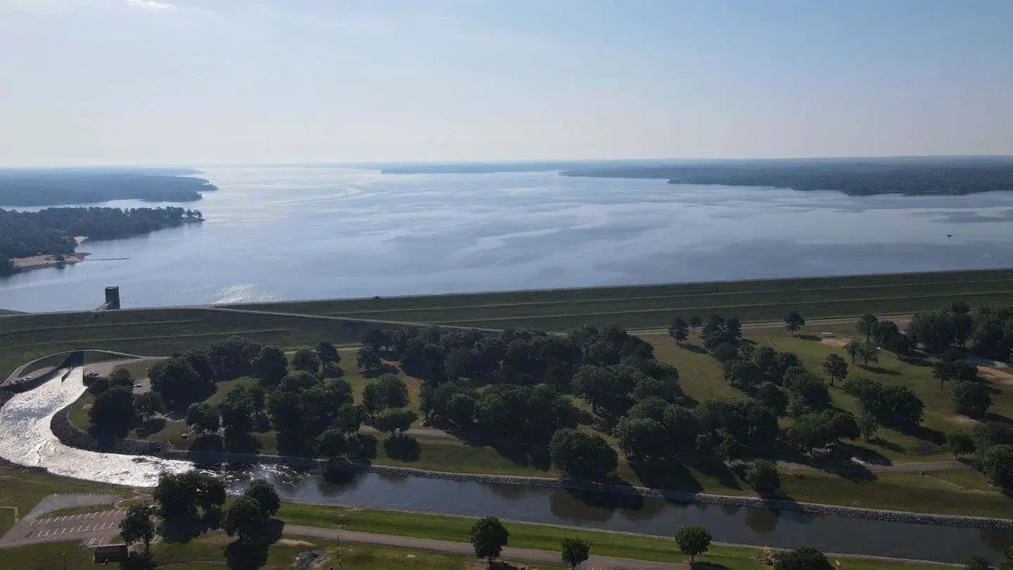 Enid Lake