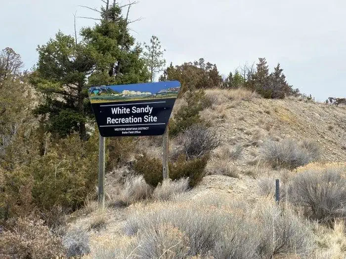 Chain of Lakes Recreation Site - White Sandy
