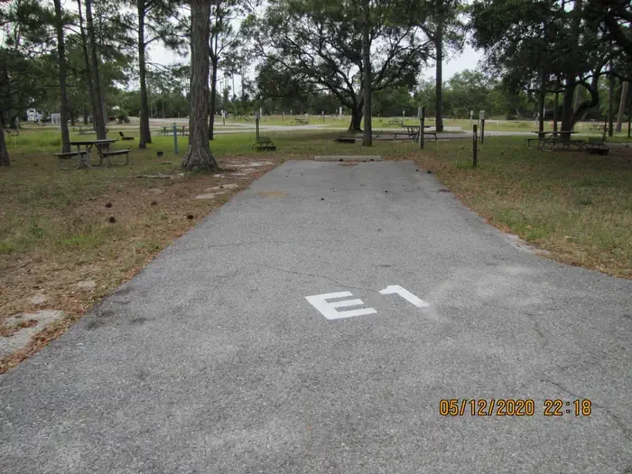E001