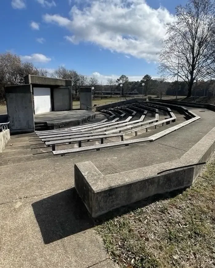 Amphitheater Shelter