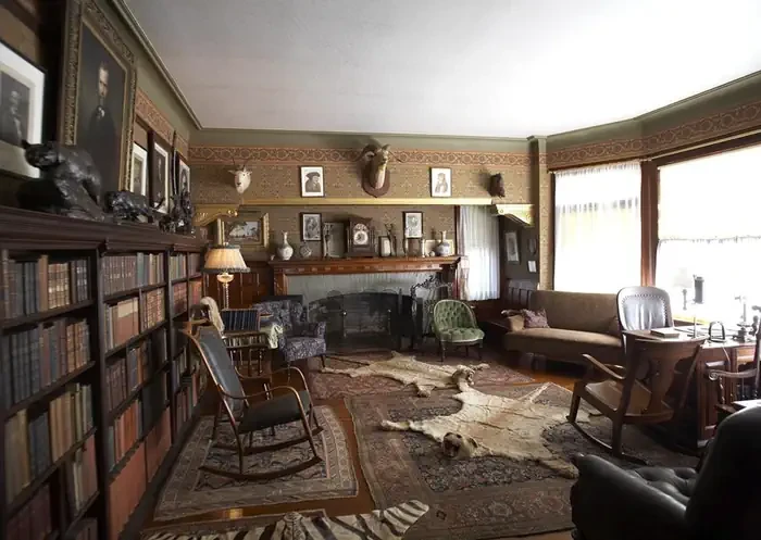 Guided Tour of Theodore Roosevelts Home