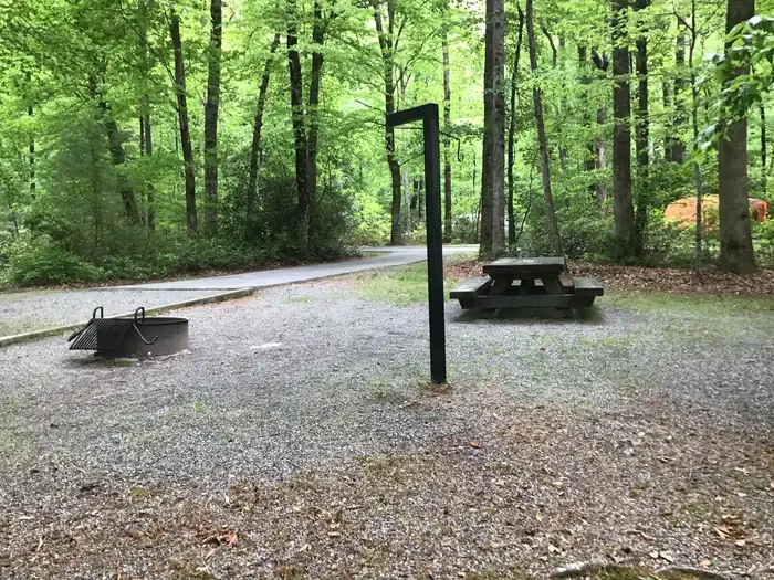 082