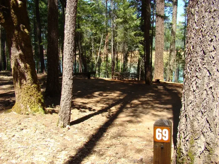 069