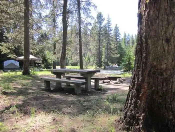 Hells Crossing Campground