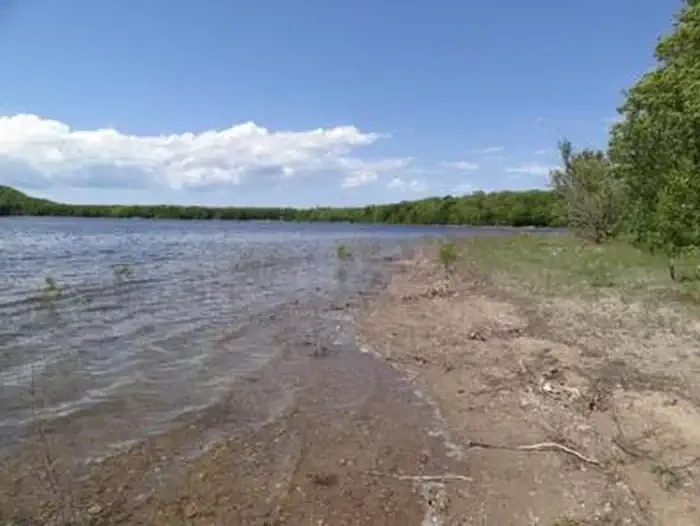 Monocle Lake