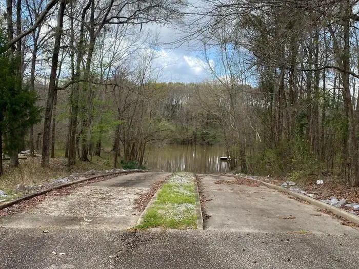 Six Mile Creek Boat Ramp