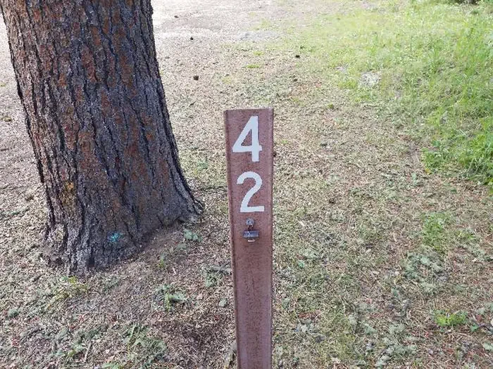 042
