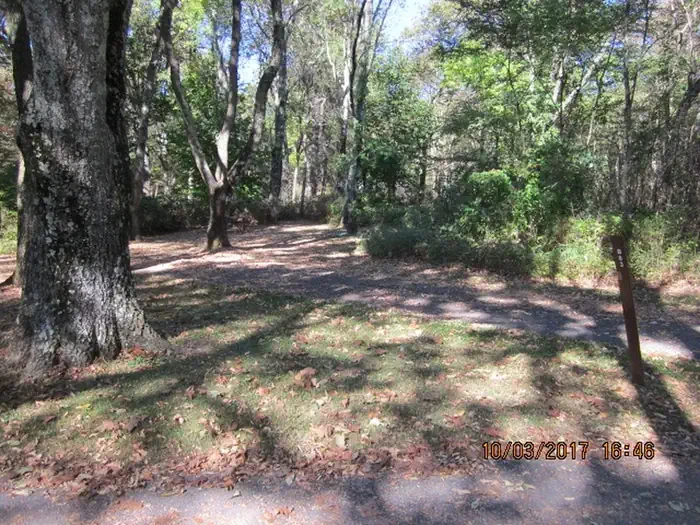 B083