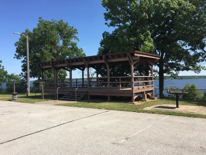 South Overlook Rectangle Shelter