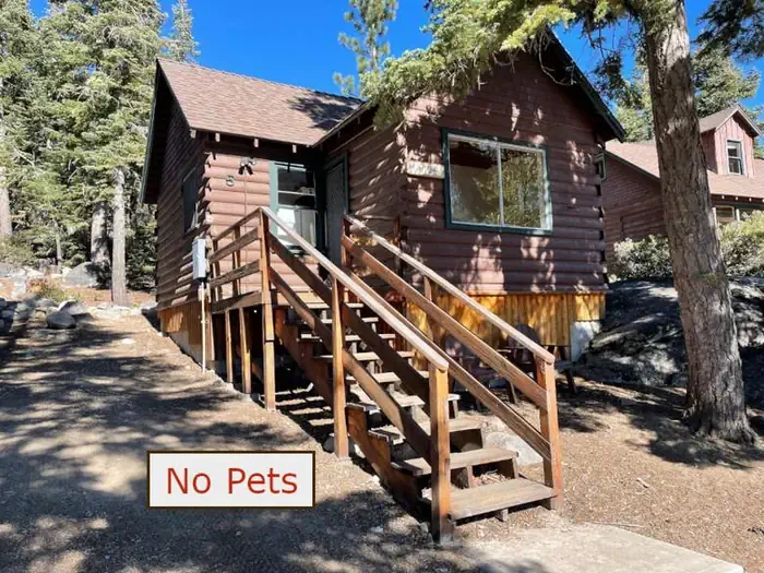 Cabin 5, Medu Tzy Tzy (Blue Jay)