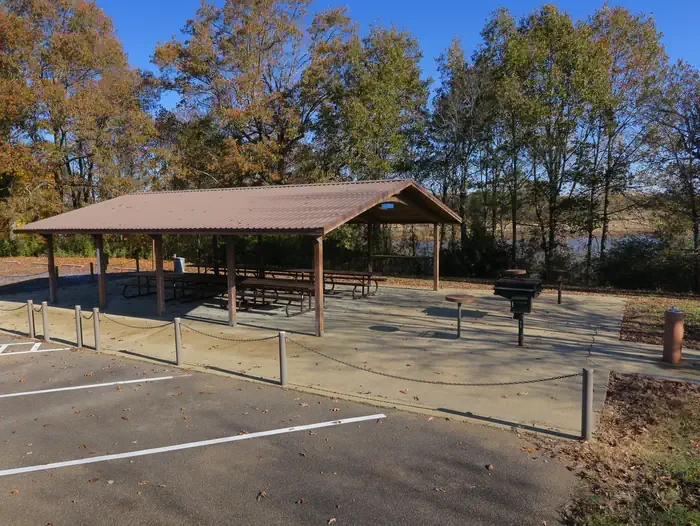 Picnic Shelter (637)