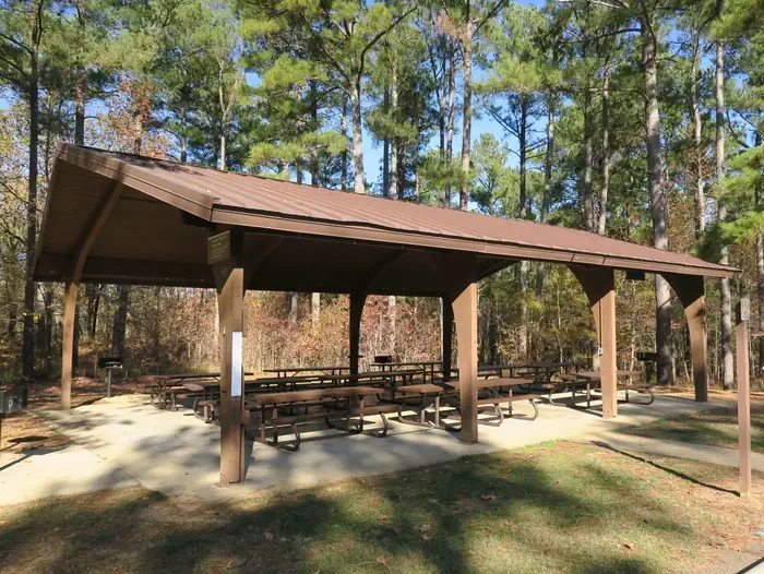 Picnic Shelter (585)