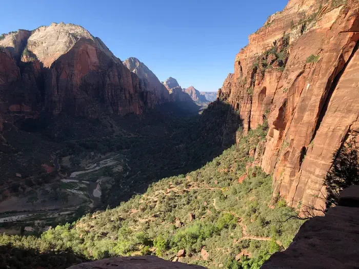 Angels Landing: Fall (Hikes on September 1 – November 30)