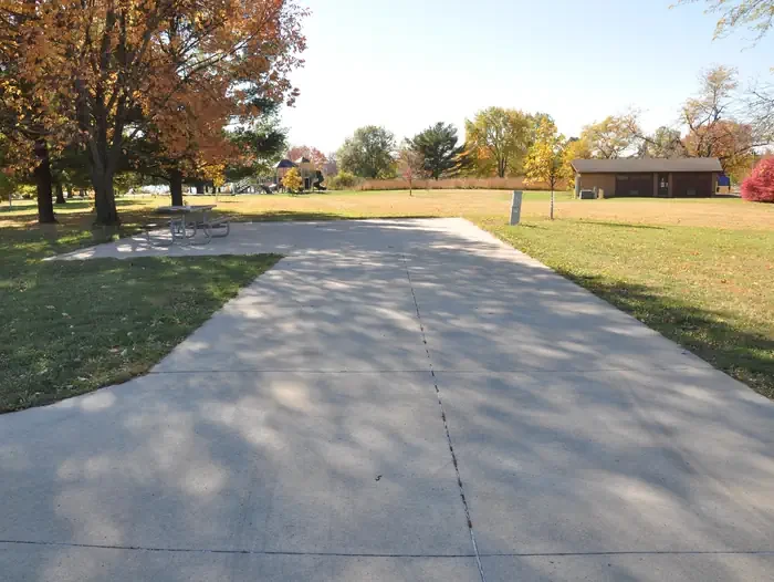 B32
