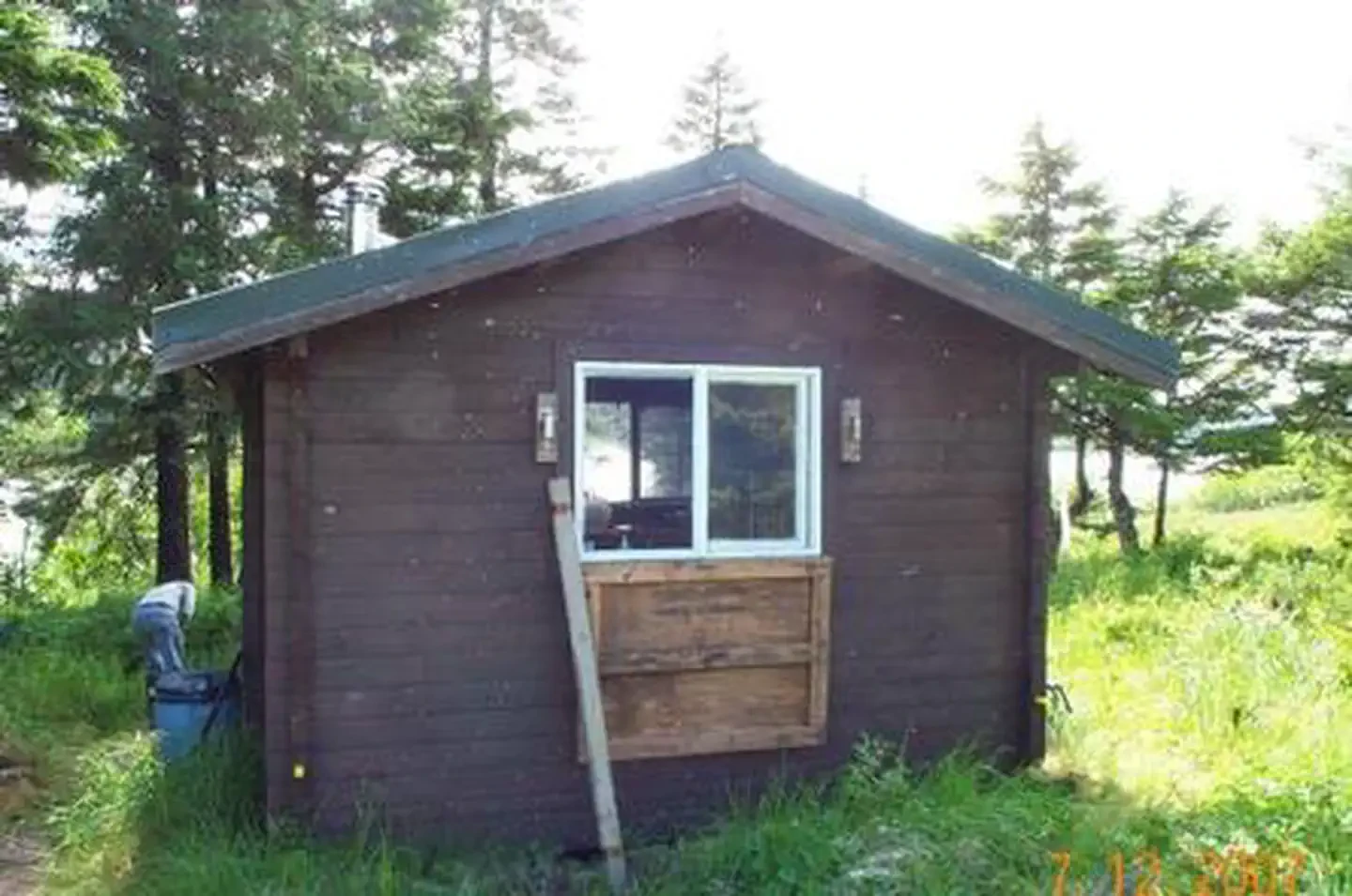 Log Jam Bay Cabin