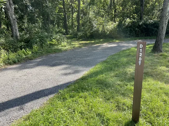 D128