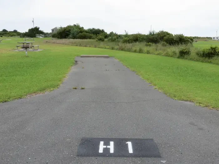 H001