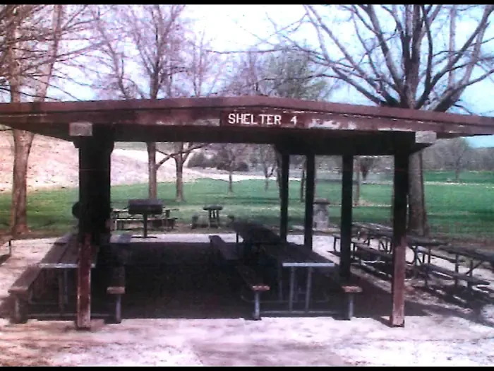 Shelter 4
