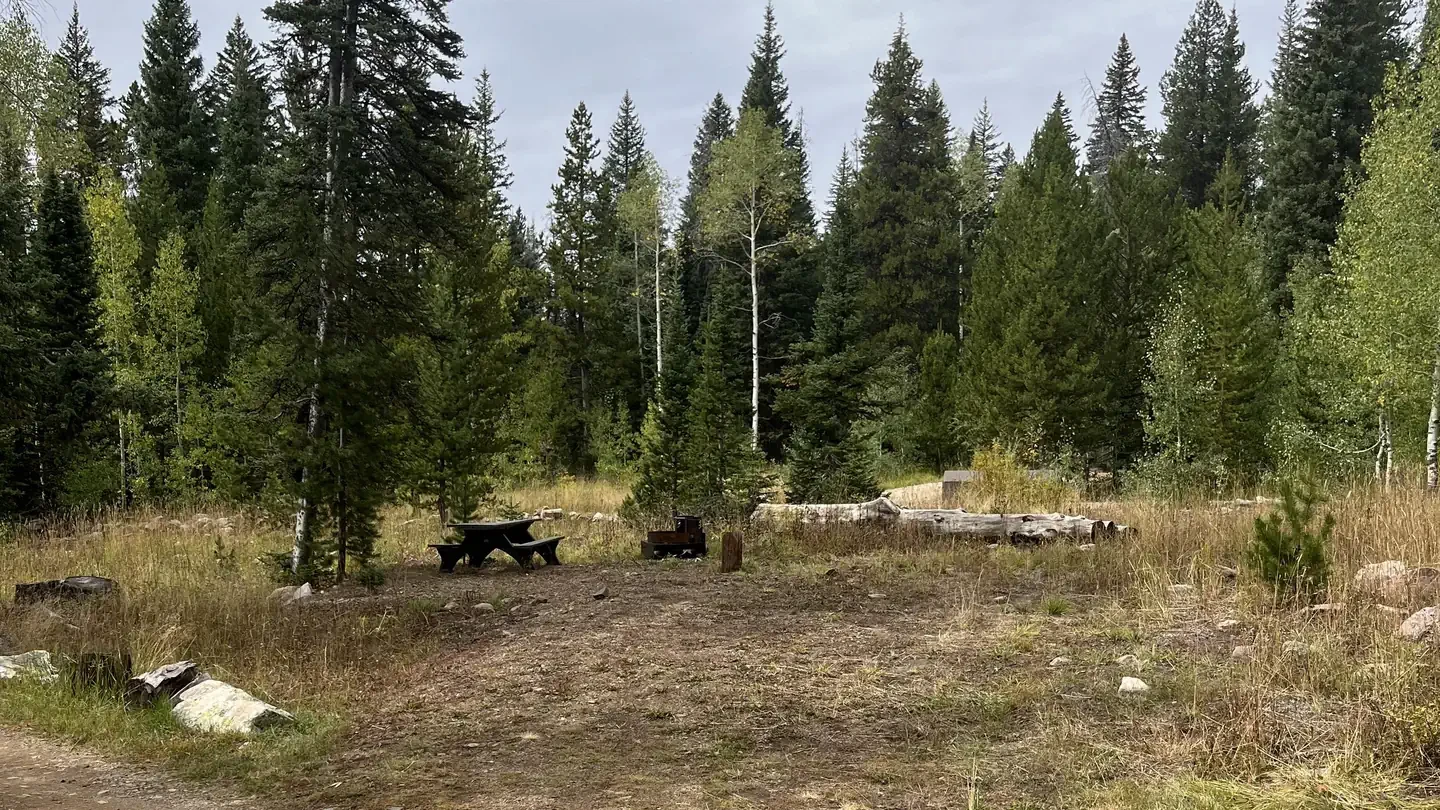Lost Creek Campground (WY)