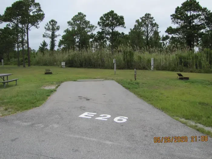 E026