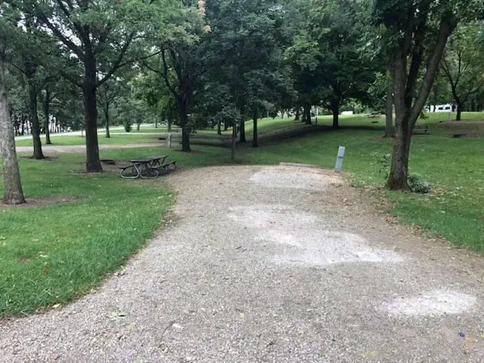 100