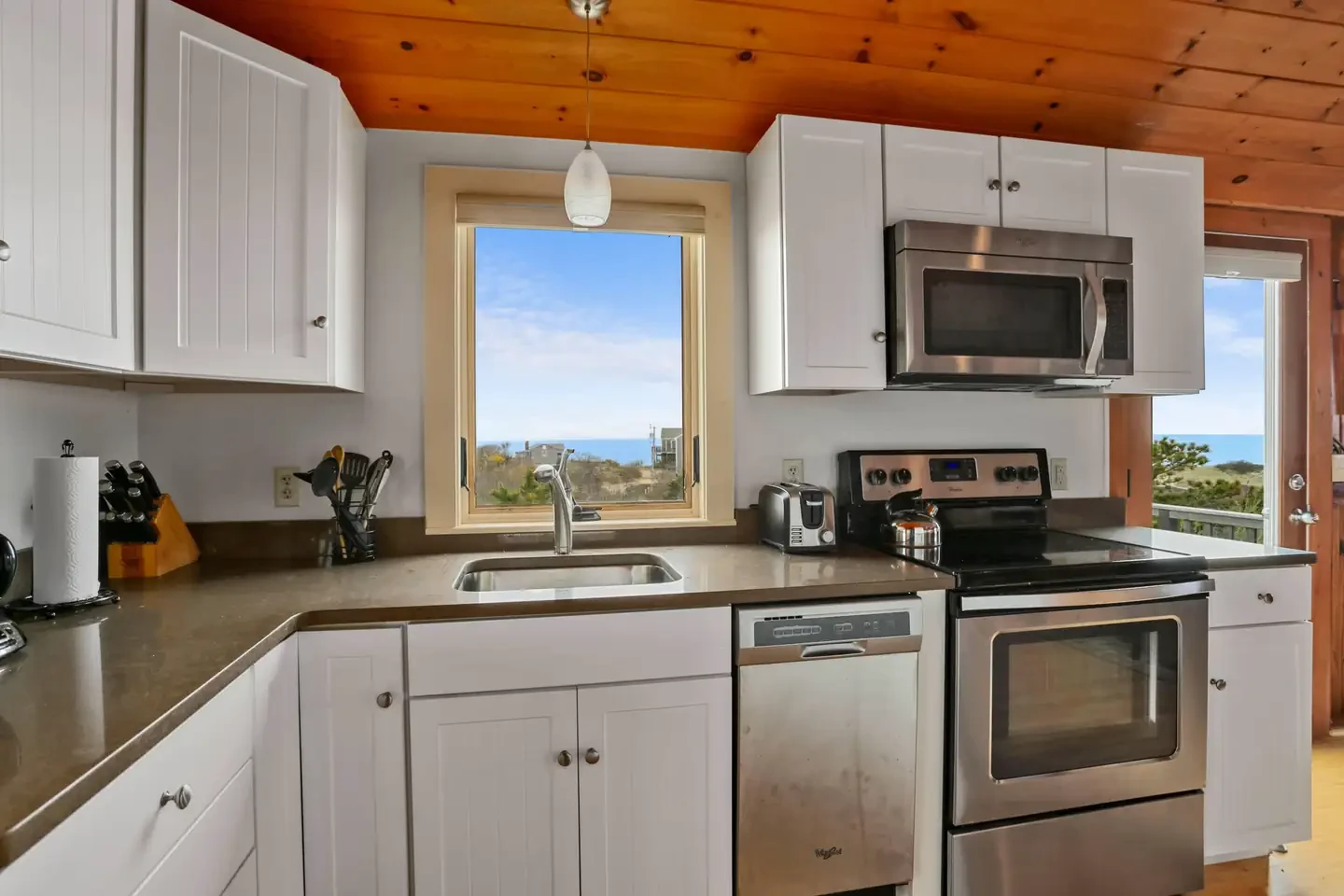 Bay View House