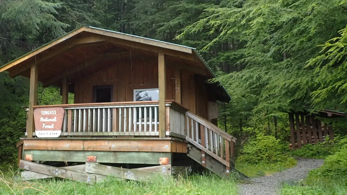 Spurt Cove Cabin