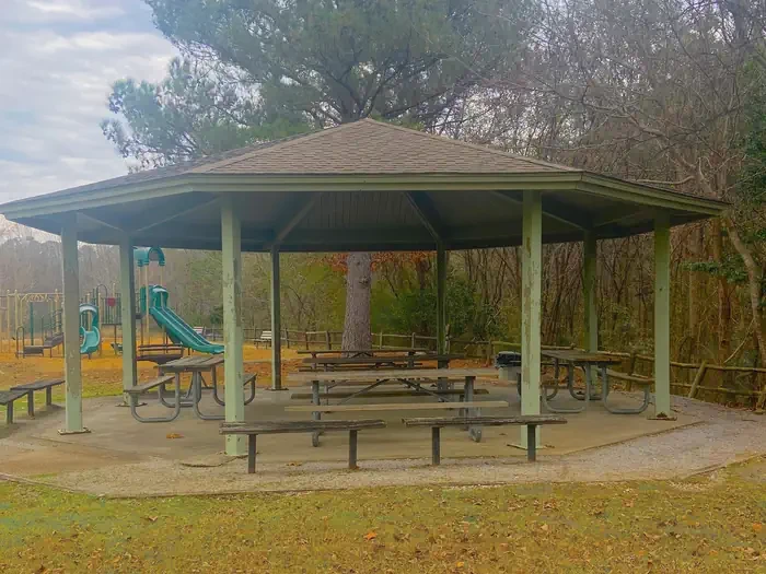 Tom Bevill East Bank Day Use (Aliceville Lake)
