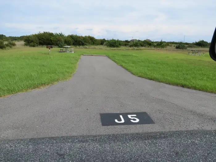 J005