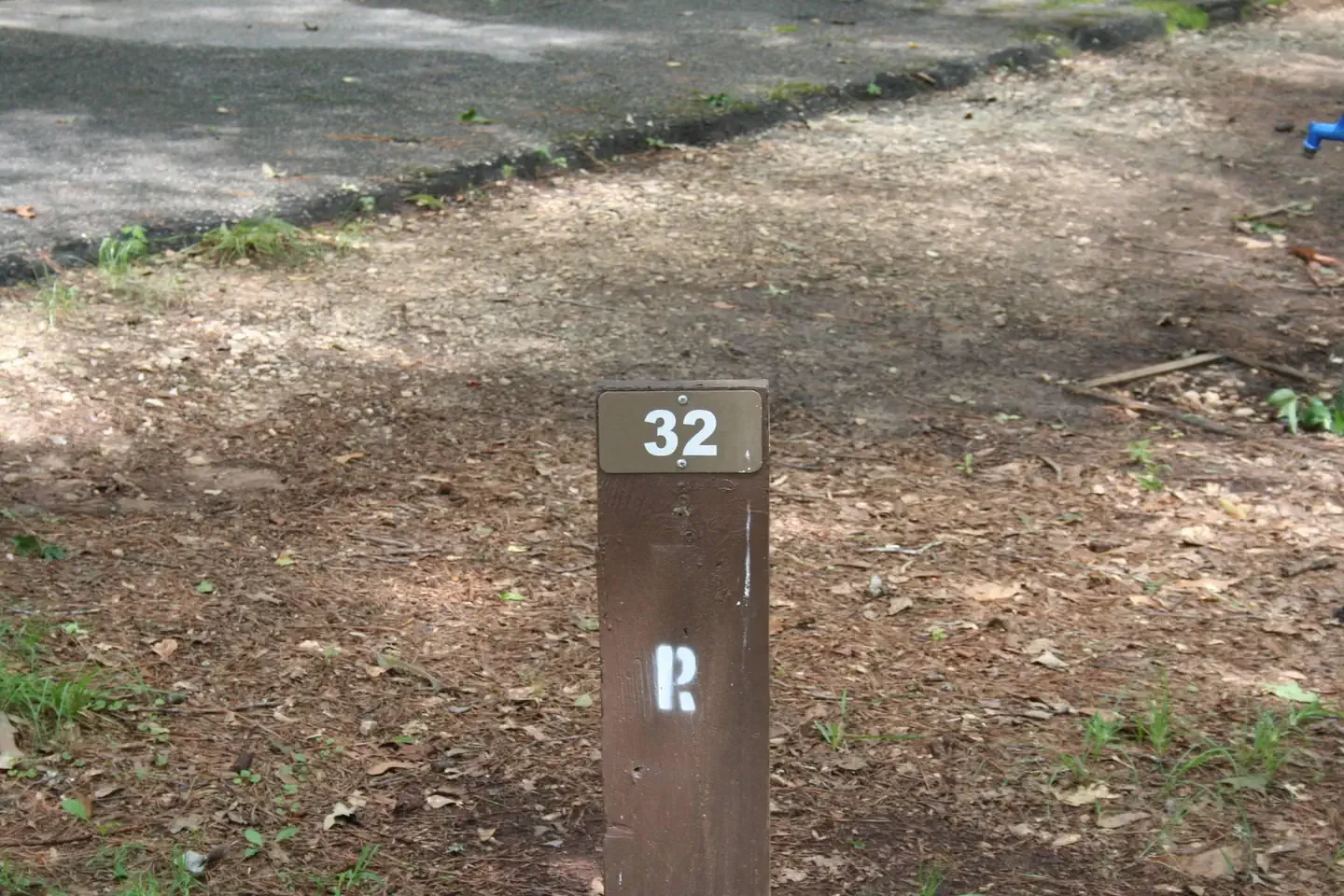 032