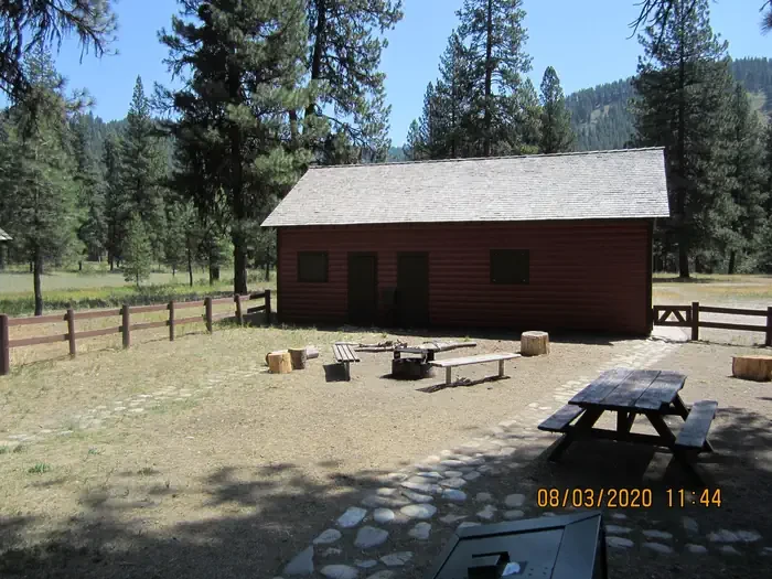 Barber Flat Cabin (Boise National Forest, ID)