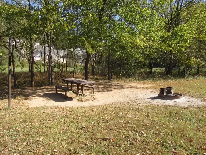 02 - Tent Site