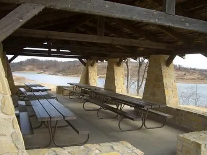 Veterans Lake Pavilion