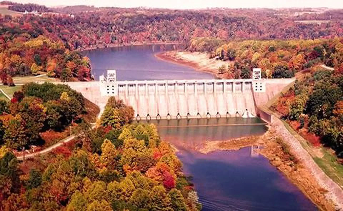 Conemaugh River Lake