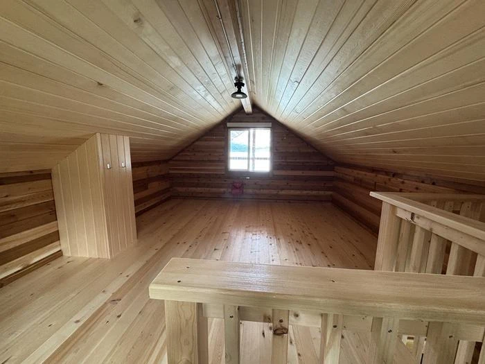 Sítʼ Yá Hítʼ Cabin