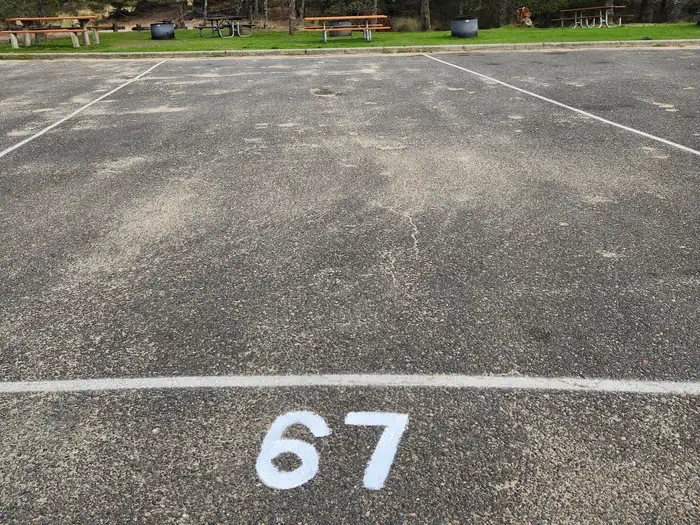067