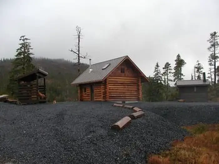 Middle Ridge Cabin